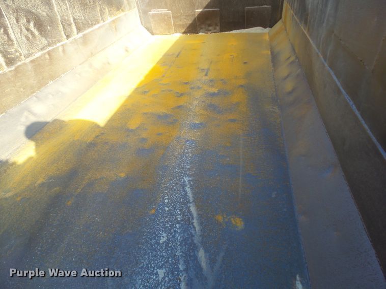 image for item DA7208 2005 Kenworth T800  dump truck