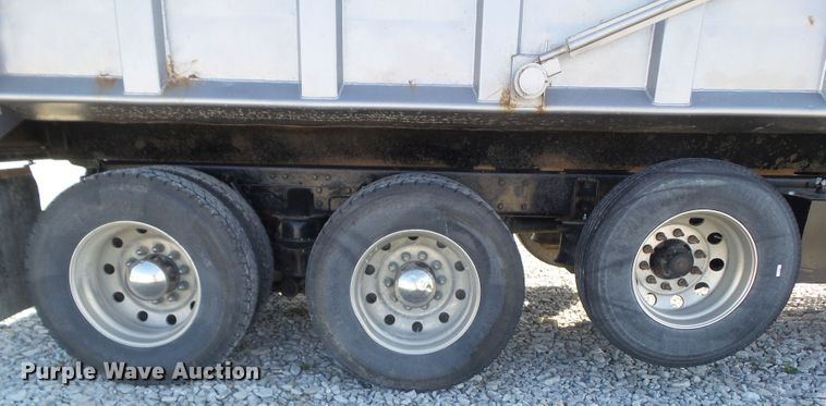 image for item DA7208 2005 Kenworth T800  dump truck