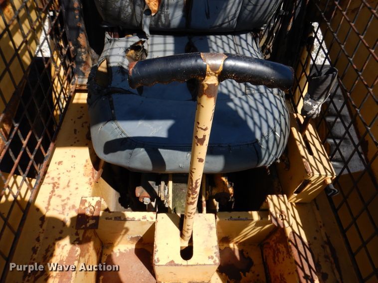 image for item DA7209 Mustang 345  skid steer loader