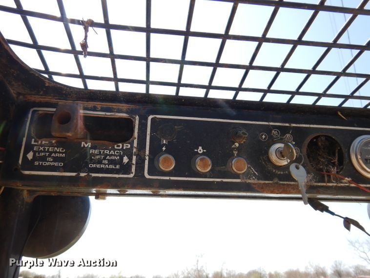 image for item DA7209 Mustang 345  skid steer loader