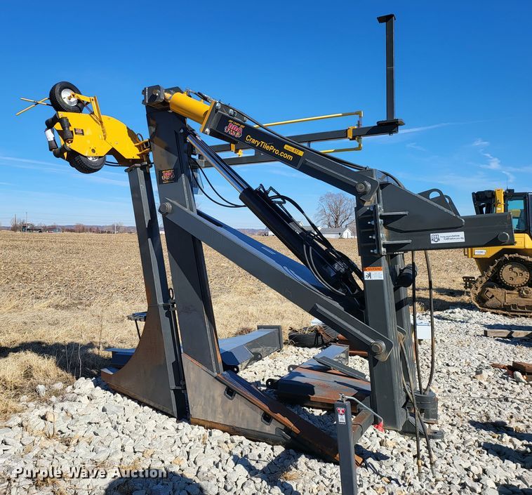 image for item DE2121 Crary Tile Pro 612  tile plow