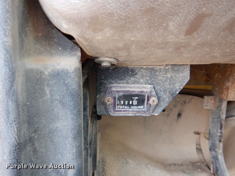 image for item DH7347 1997 Ford F800  water truck