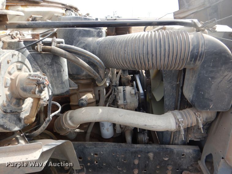 image for item DH7347 1997 Ford F800  water truck