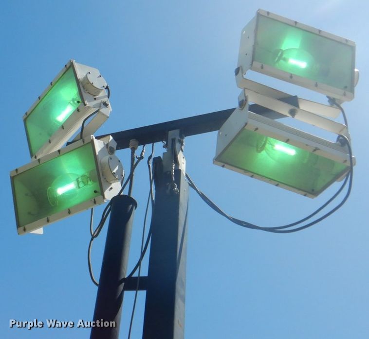 image for item DH7358 2007 Multiquip Nighthawk LT12  light plant