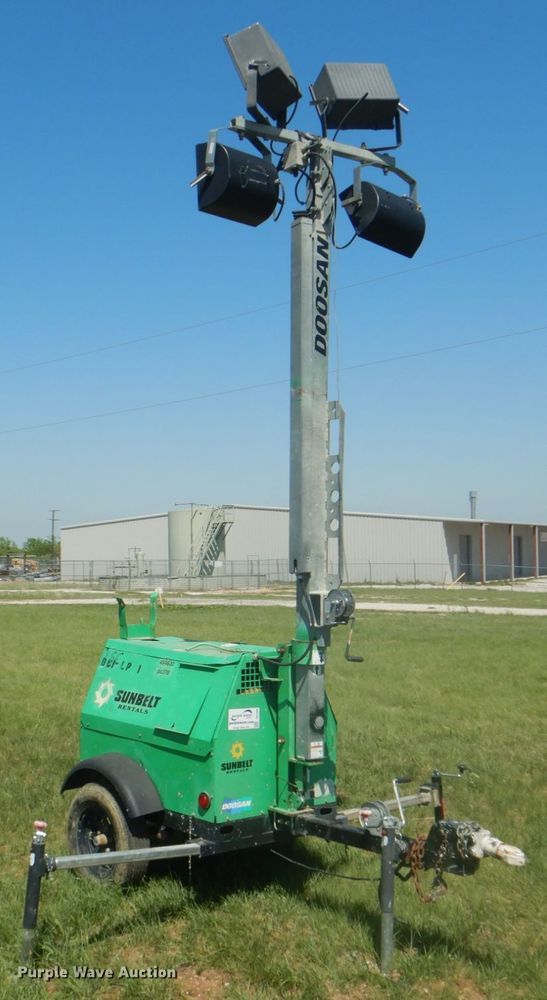 image for item DH7360 2012 Doosan  light plant