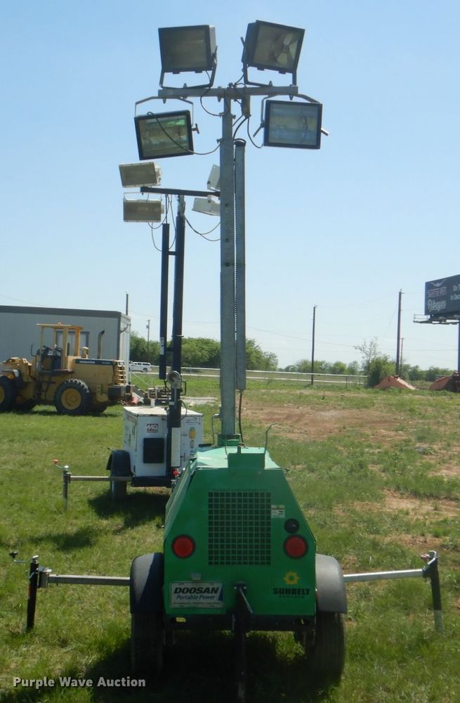 image for item DH7360 2012 Doosan  light plant