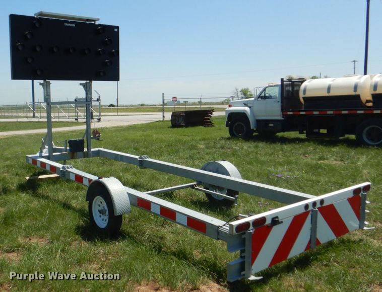 image for item DH7364 2018 Gregory TTMA-100  crash attenuator trailer