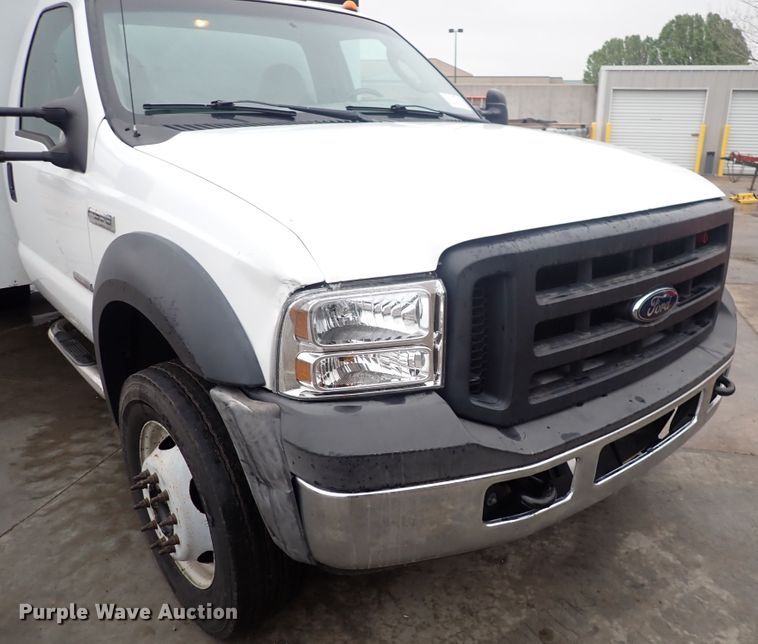 image for item DI1836 2006 Ford F550  utility / service truck