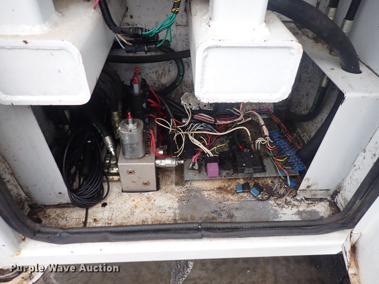 image for item DI1836 2006 Ford F550  utility / service truck