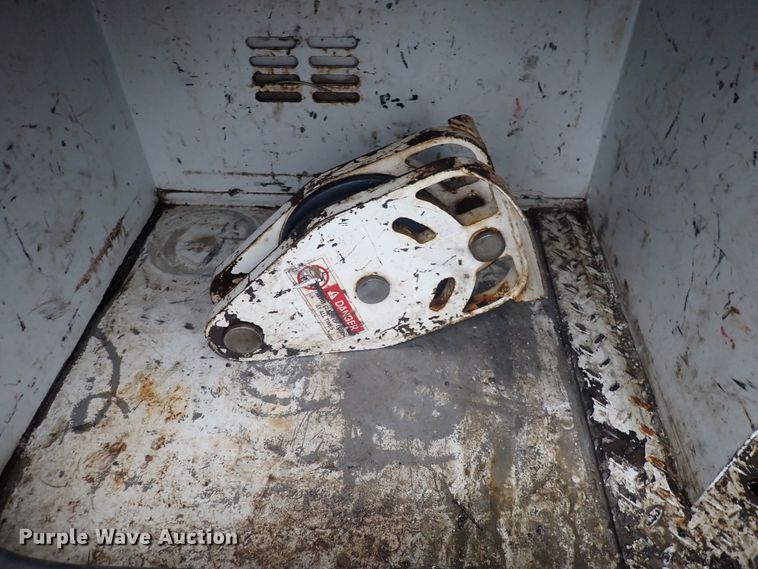 image for item DI1836 2006 Ford F550  utility / service truck