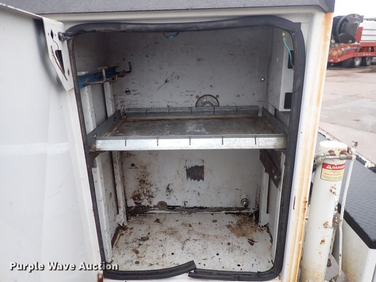 image for item DI1836 2006 Ford F550  utility / service truck