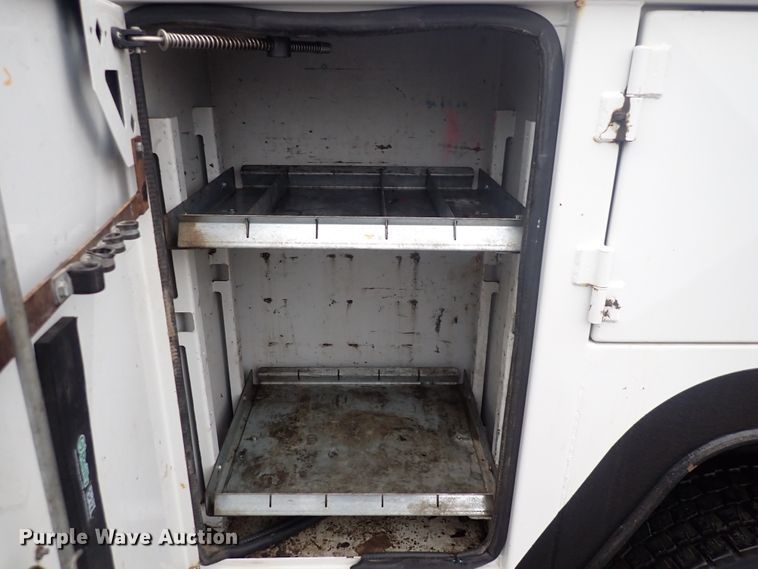 image for item DI1836 2006 Ford F550  utility / service truck