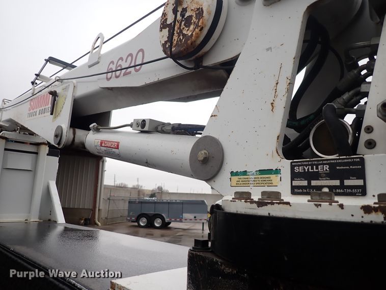 image for item DI1836 2006 Ford F550  utility / service truck