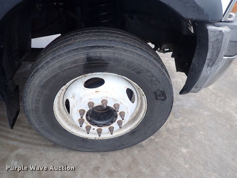 image for item DI1836 2006 Ford F550  utility / service truck