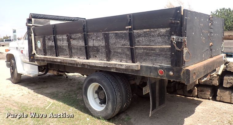 image for item DI1839 1982 Chevrolet C70  dump flatbed truck