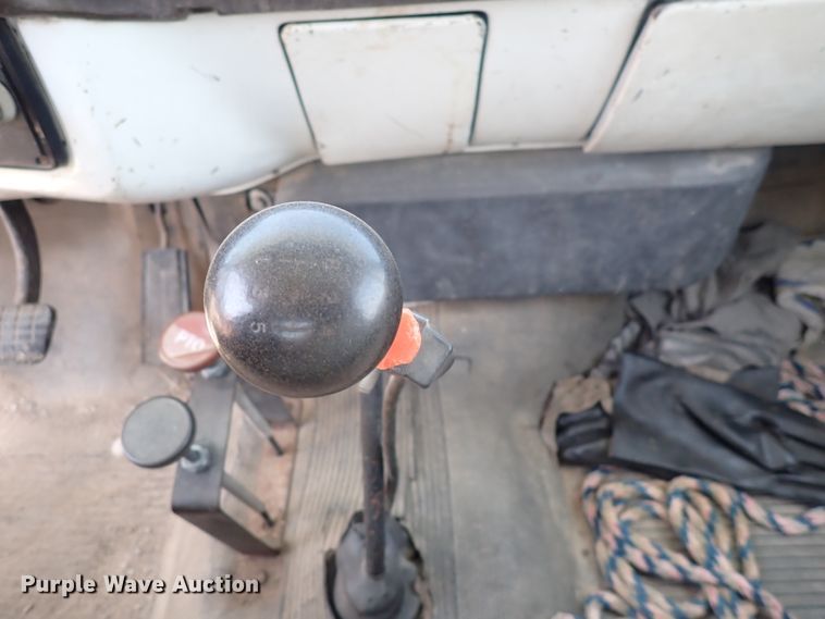 image for item DI1839 1982 Chevrolet C70  dump flatbed truck