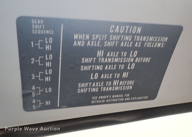 image for item DI1839 1982 Chevrolet C70  dump flatbed truck