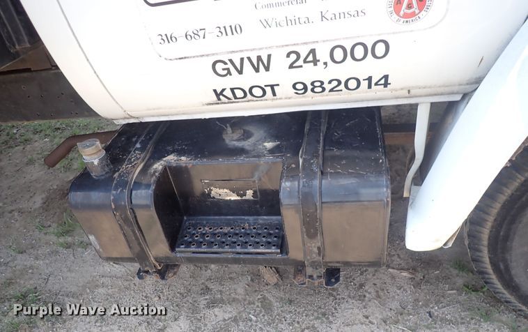 image for item DI1839 1982 Chevrolet C70  dump flatbed truck