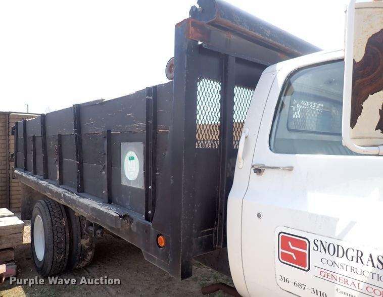 image for item DI1839 1982 Chevrolet C70  dump flatbed truck