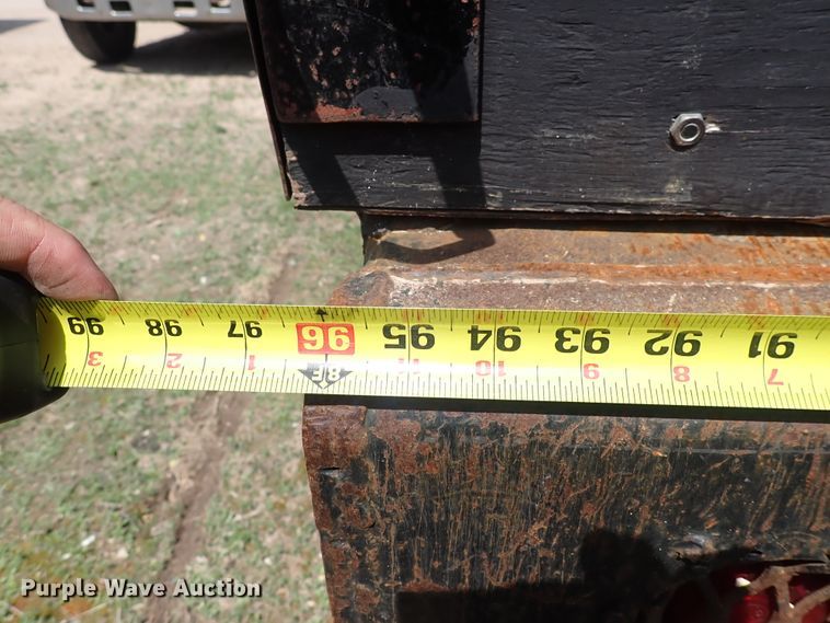 image for item DI1839 1982 Chevrolet C70  dump flatbed truck