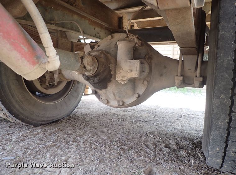 image for item DI1839 1982 Chevrolet C70  dump flatbed truck