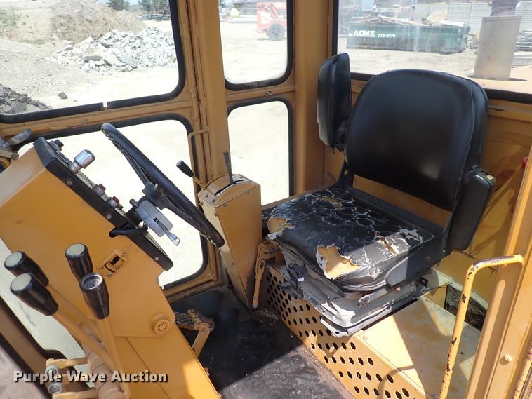 image for item DI1844 1988 Dresser A500E  motor grader