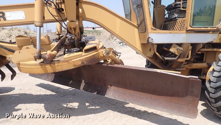 image for item DI1844 1988 Dresser A500E  motor grader