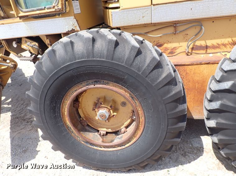 image for item DI1844 1988 Dresser A500E  motor grader