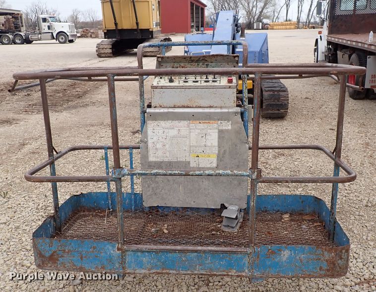 image for item DI1855 Aichi SR12BJ/ISR40BJ  boom lift