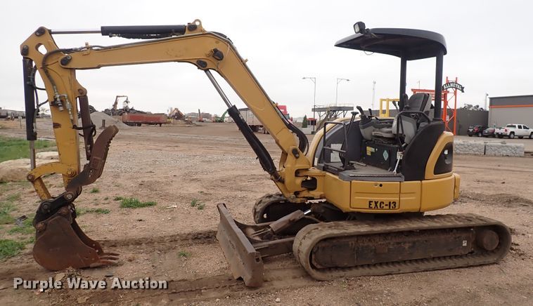 image for item DI1863 2007 Caterpillar 304C CR  mini excavator