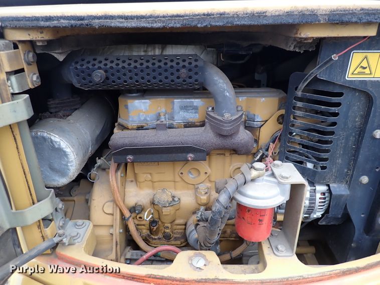 image for item DI1863 2007 Caterpillar 304C CR  mini excavator