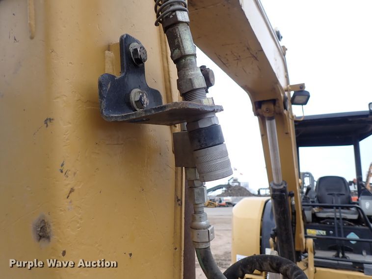 image for item DI1863 2007 Caterpillar 304C CR  mini excavator