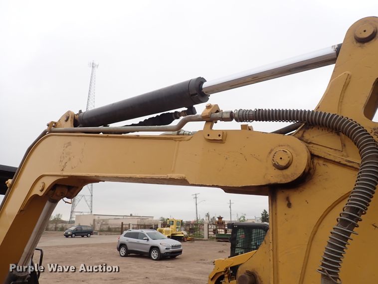 image for item DI1863 2007 Caterpillar 304C CR  mini excavator