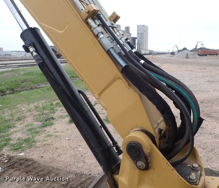 image for item DI1863 2007 Caterpillar 304C CR  mini excavator