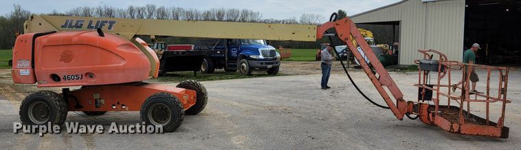 image for item DI2263 2004 JLG 460SJ  boom lift