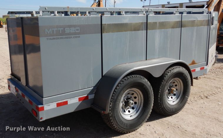 image for item DI8738 2018 Thunder Creek MTT920 fuel trailer