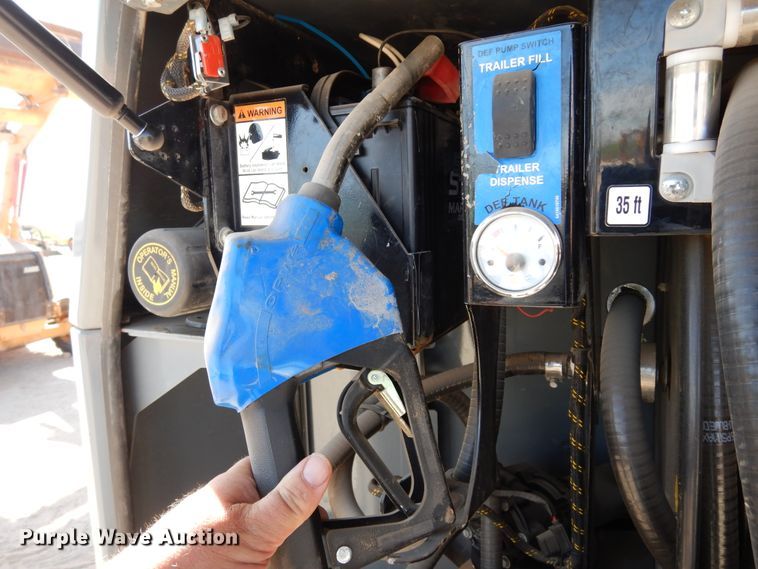 image for item DI8738 2018 Thunder Creek MTT920 fuel trailer