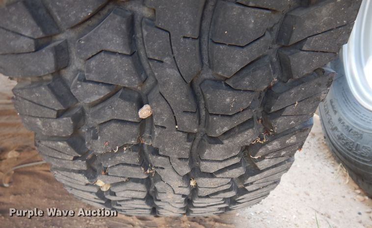 image for item DI8738 2018 Thunder Creek MTT920 fuel trailer