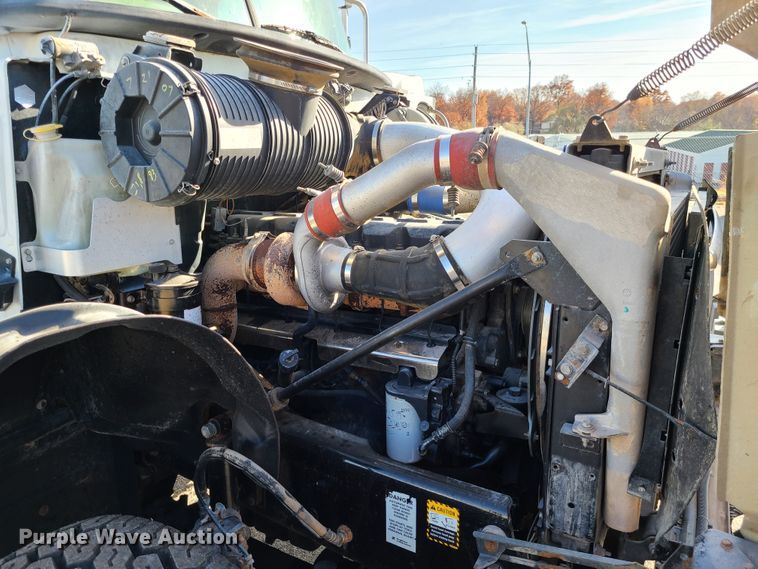 image for item DJ1552 2007 Mack CV713 Granite  dump truck