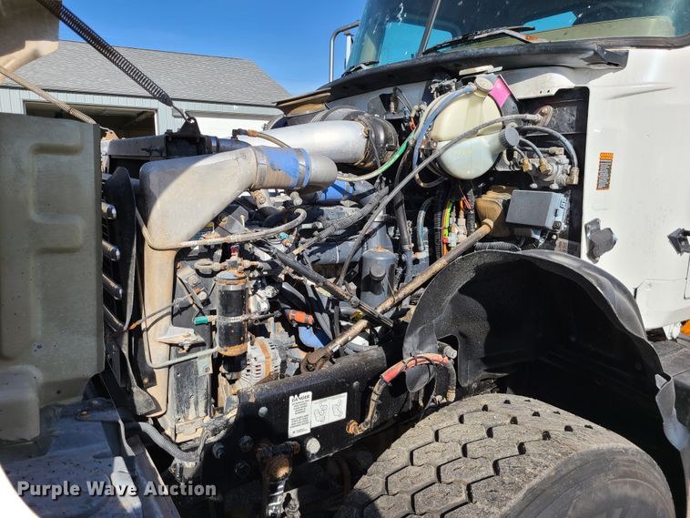 image for item DJ1552 2007 Mack CV713 Granite  dump truck