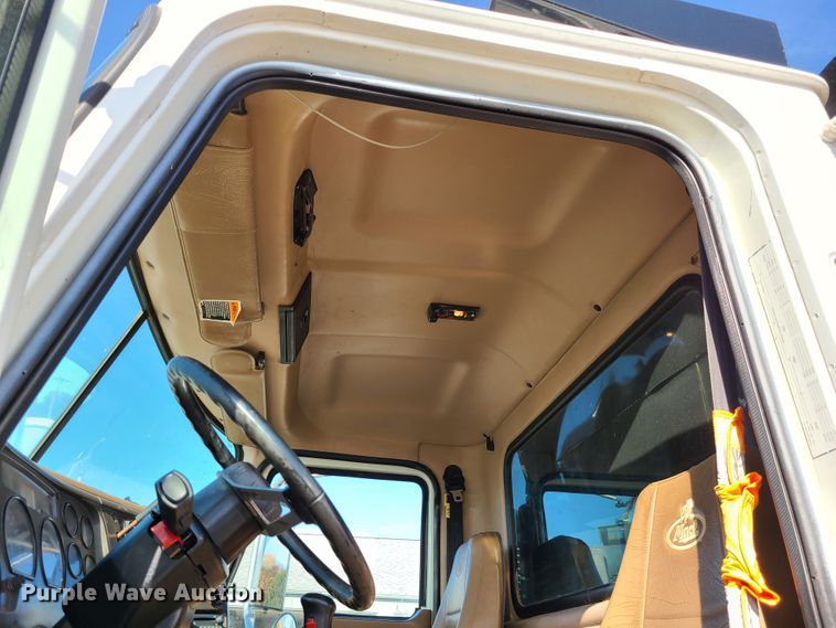 image for item DJ1552 2007 Mack CV713 Granite  dump truck