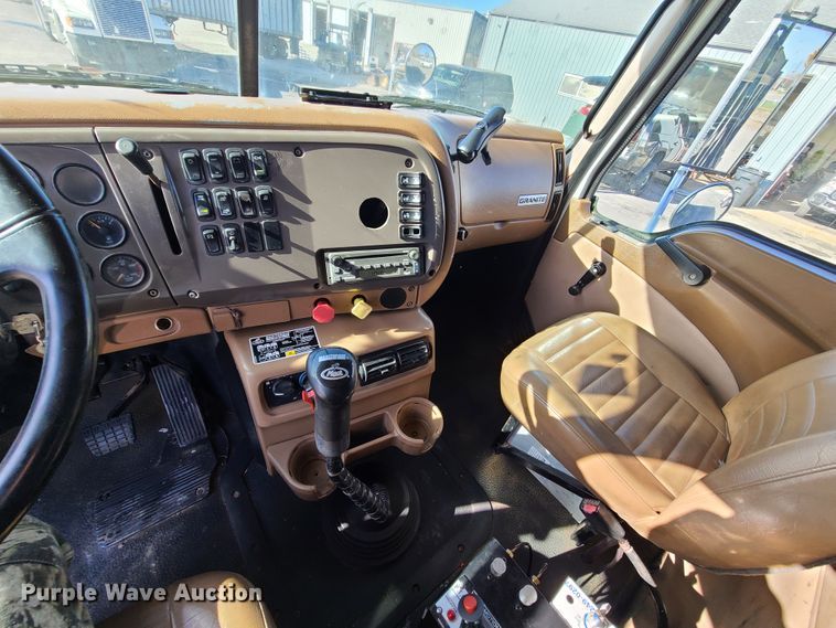 image for item DJ1552 2007 Mack CV713 Granite  dump truck