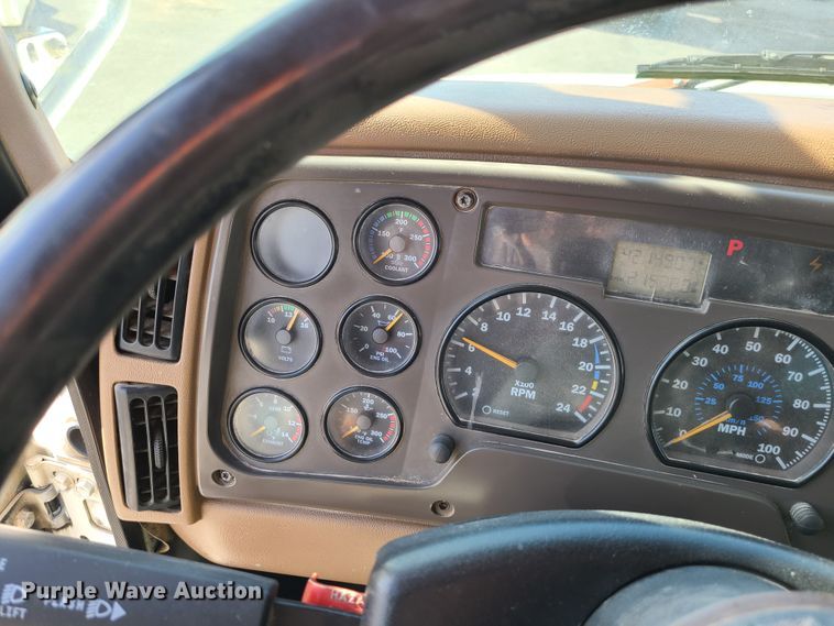 image for item DJ1552 2007 Mack CV713 Granite  dump truck