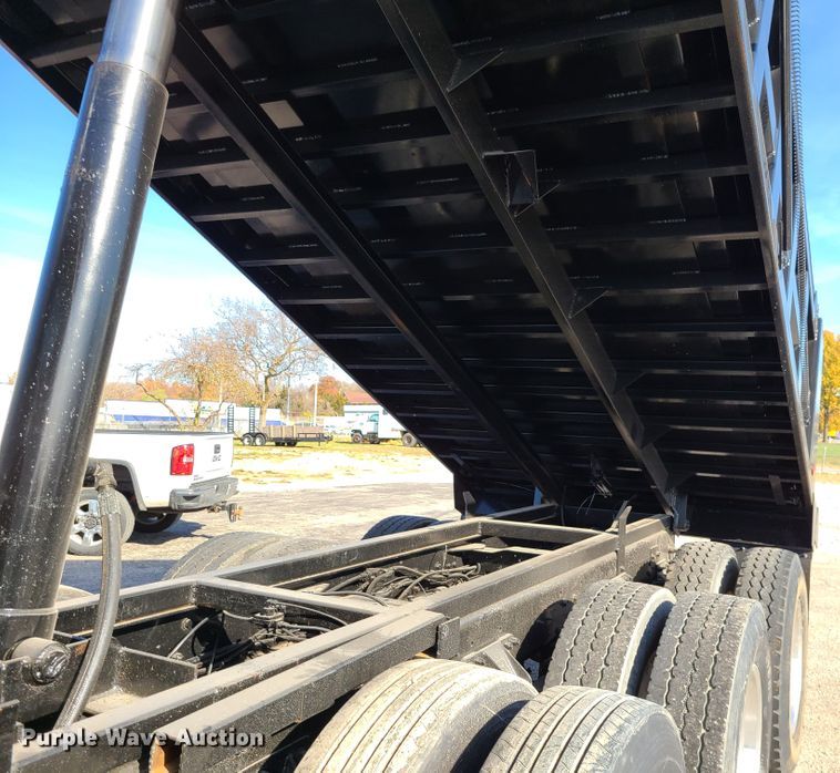 image for item DJ1552 2007 Mack CV713 Granite  dump truck