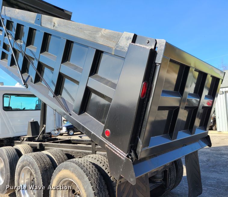 image for item DJ1552 2007 Mack CV713 Granite  dump truck