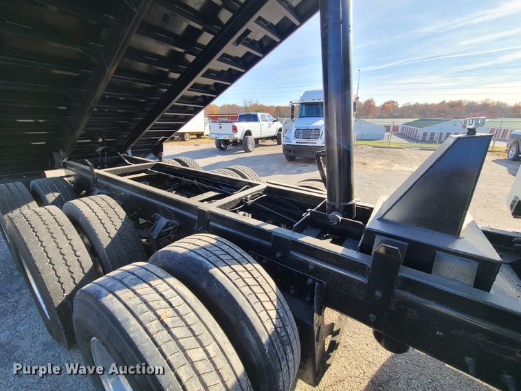 image for item DJ1552 2007 Mack CV713 Granite  dump truck