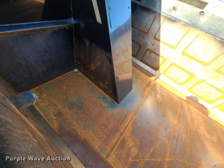 image for item DJ1552 2007 Mack CV713 Granite  dump truck