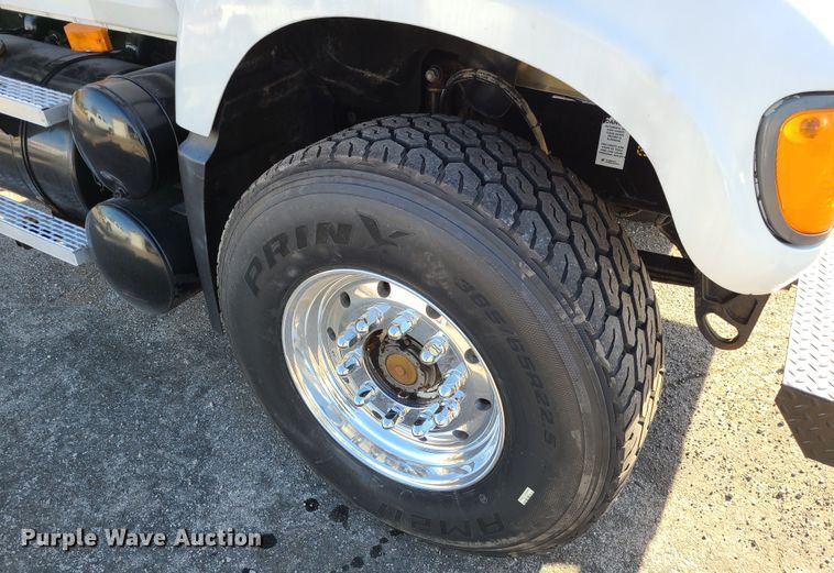 image for item DJ1552 2007 Mack CV713 Granite  dump truck