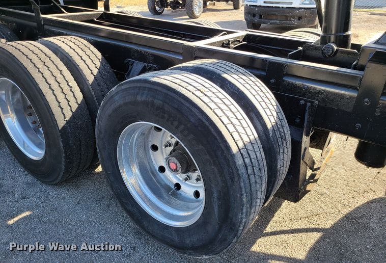 image for item DJ1552 2007 Mack CV713 Granite  dump truck