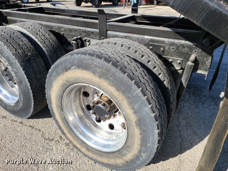 image for item DJ1552 2007 Mack CV713 Granite  dump truck